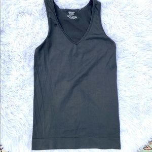 🌞3/$18🌞Sz S Morera Seamless Activewear Gray Tank Top